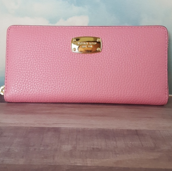 Michael Kors Continental Wallet Misty 